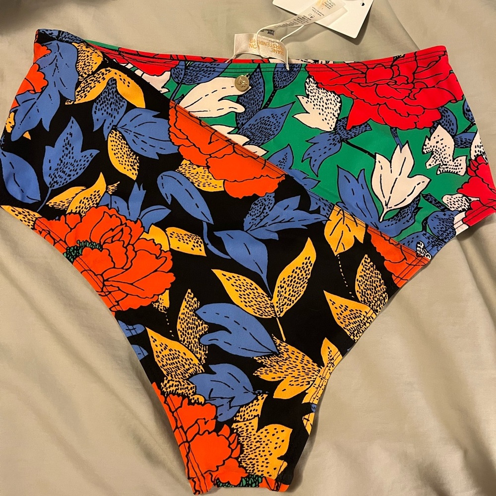 Floral high waisted bottom (SOLD)